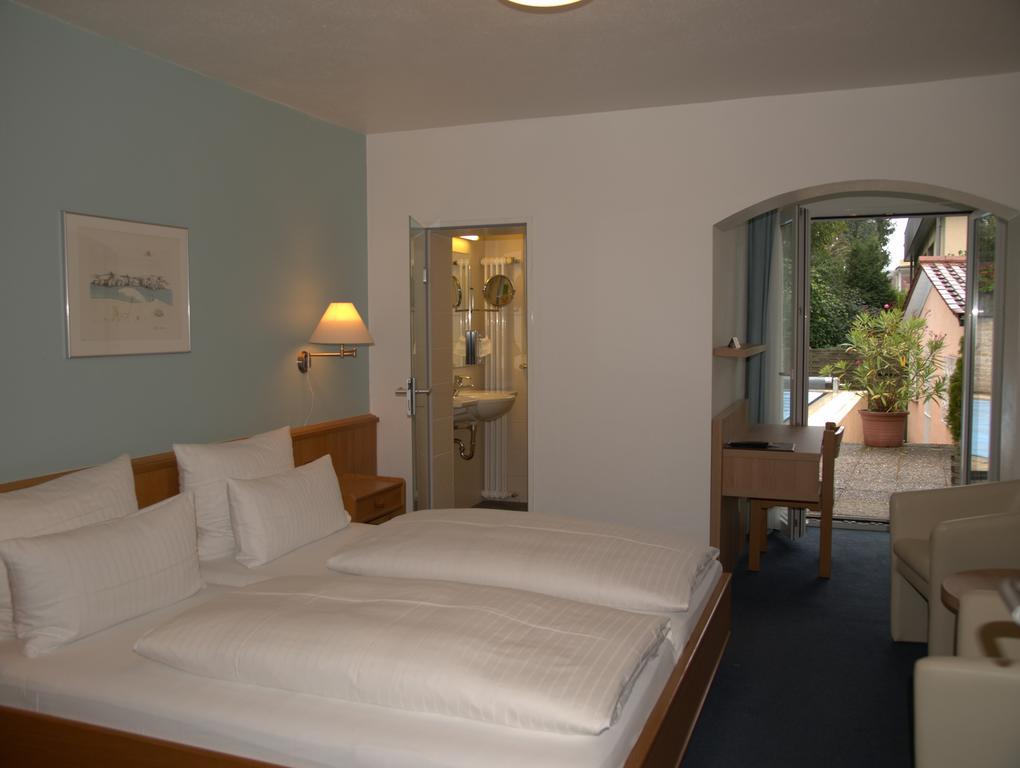 Hotel Alpenblick Garni Uberlingen Bilik gambar